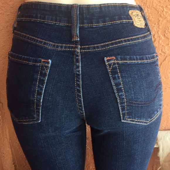 SIGNATURE by LEVI STRAUSS Misses sz 4short - Picture 4 of 8